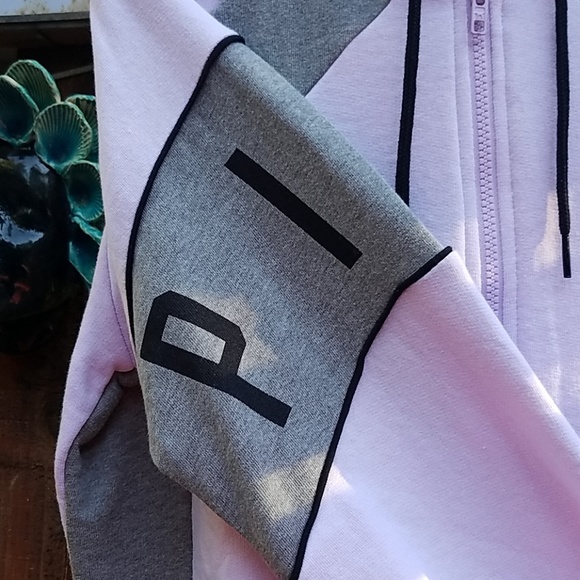 SOLD NWT Victoria's Secret PINK Purple Sweatshirt - Picture 5 of 8